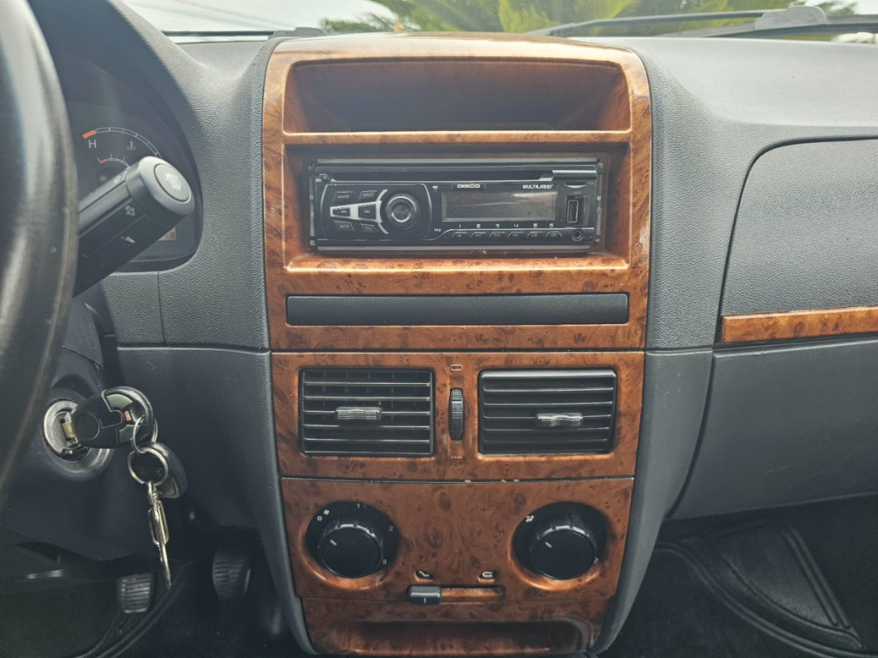 Siena 1.4 4P ELX FLEX