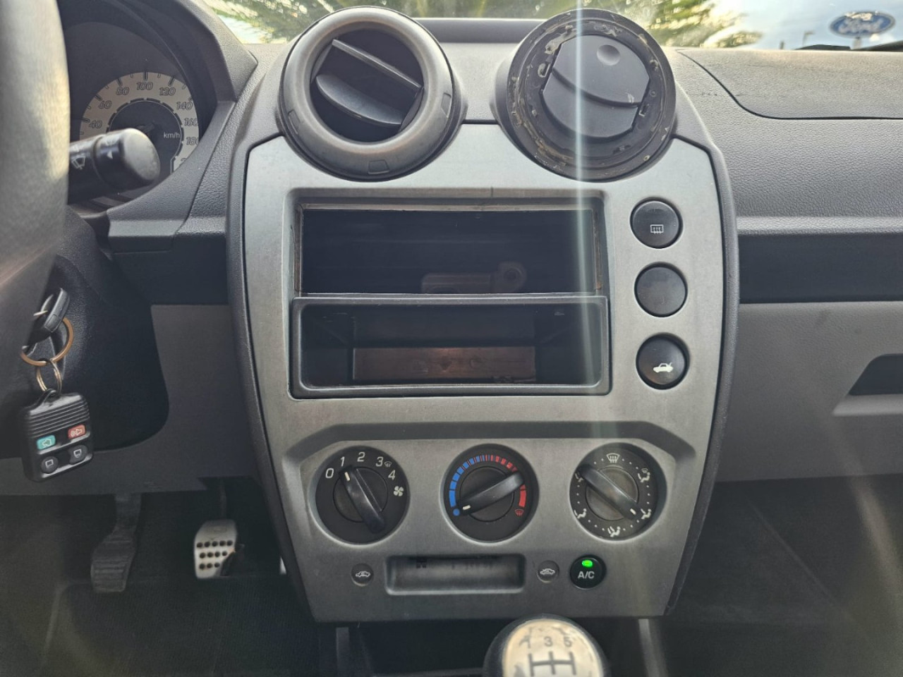 Fiesta Hatch 1.6 4P TRAIL FLEX