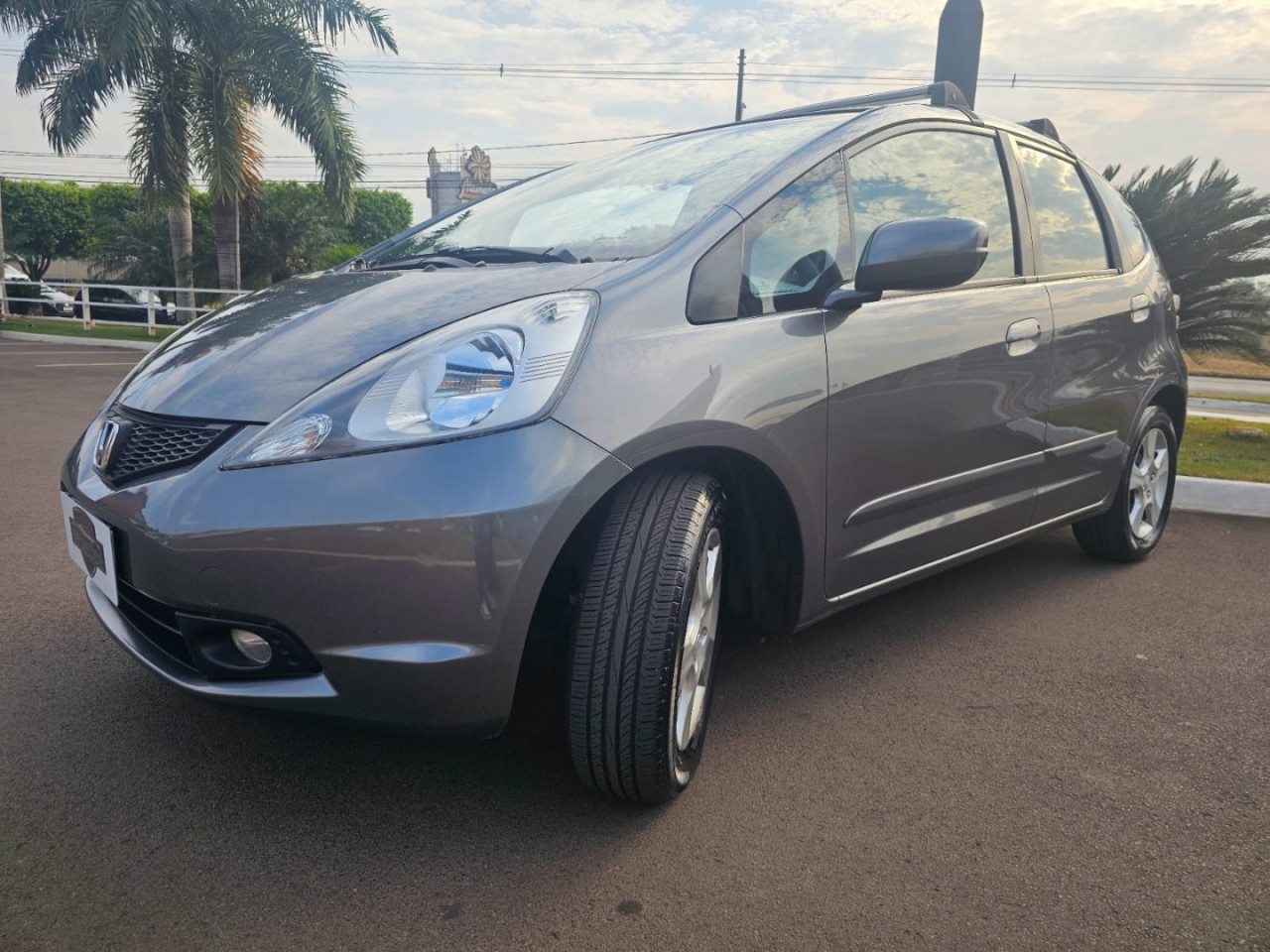 Fit 1.4 16V 4P LX FLEX