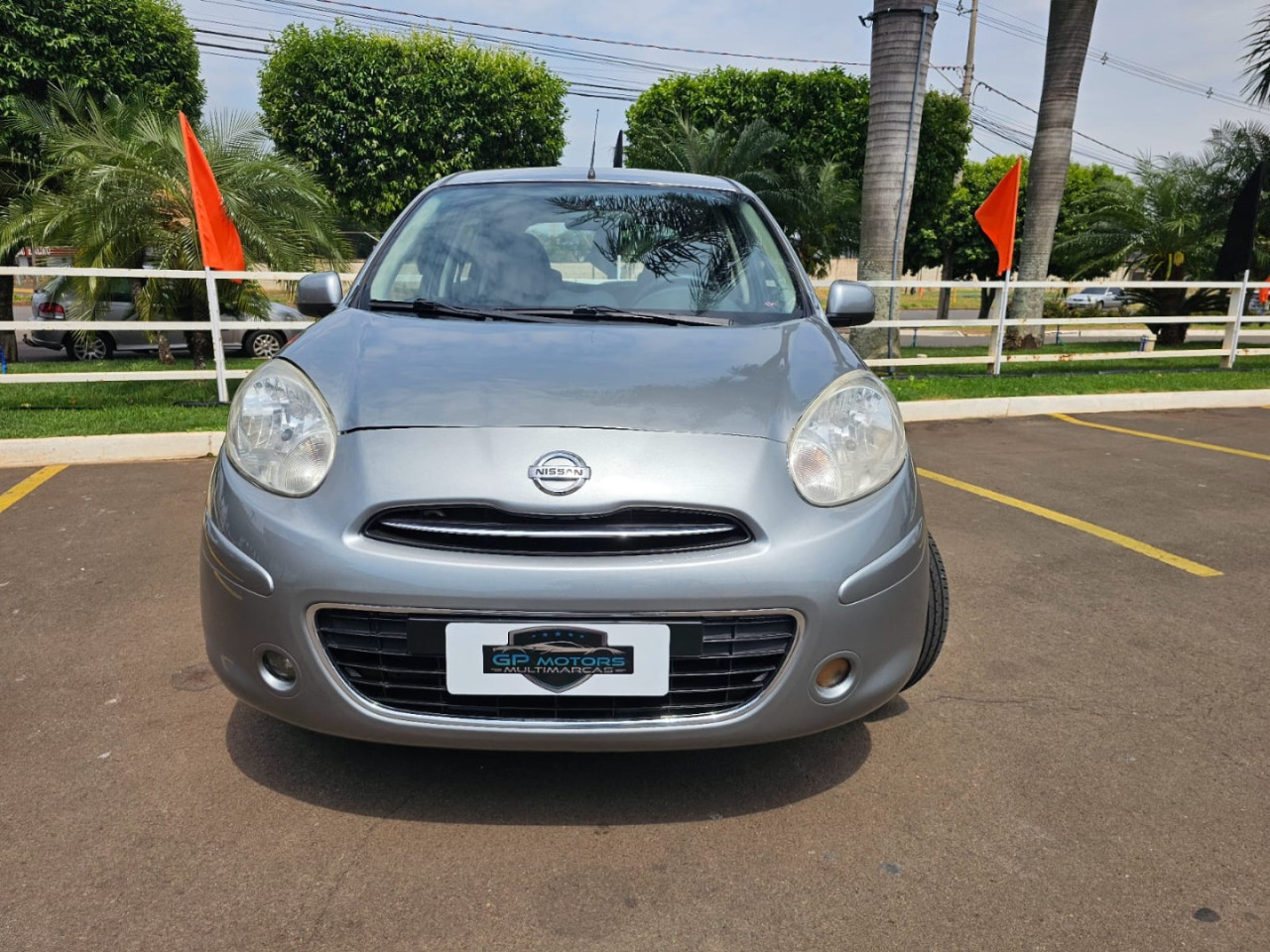 March 1.6 16V 4P SV FLEX