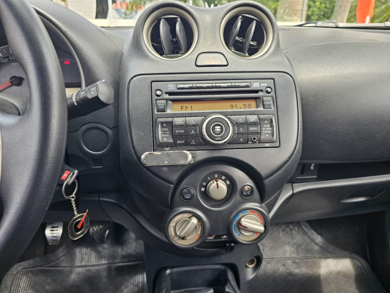 March 1.6 16V 4P SV FLEX