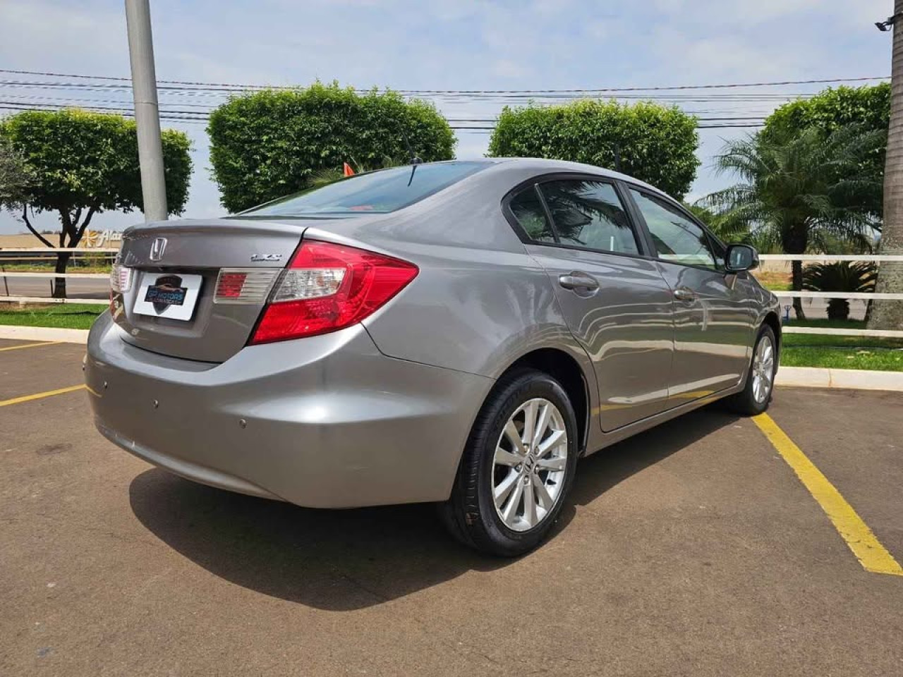 Civic 1.8 16V 4P LXS AUTOMÁTICO