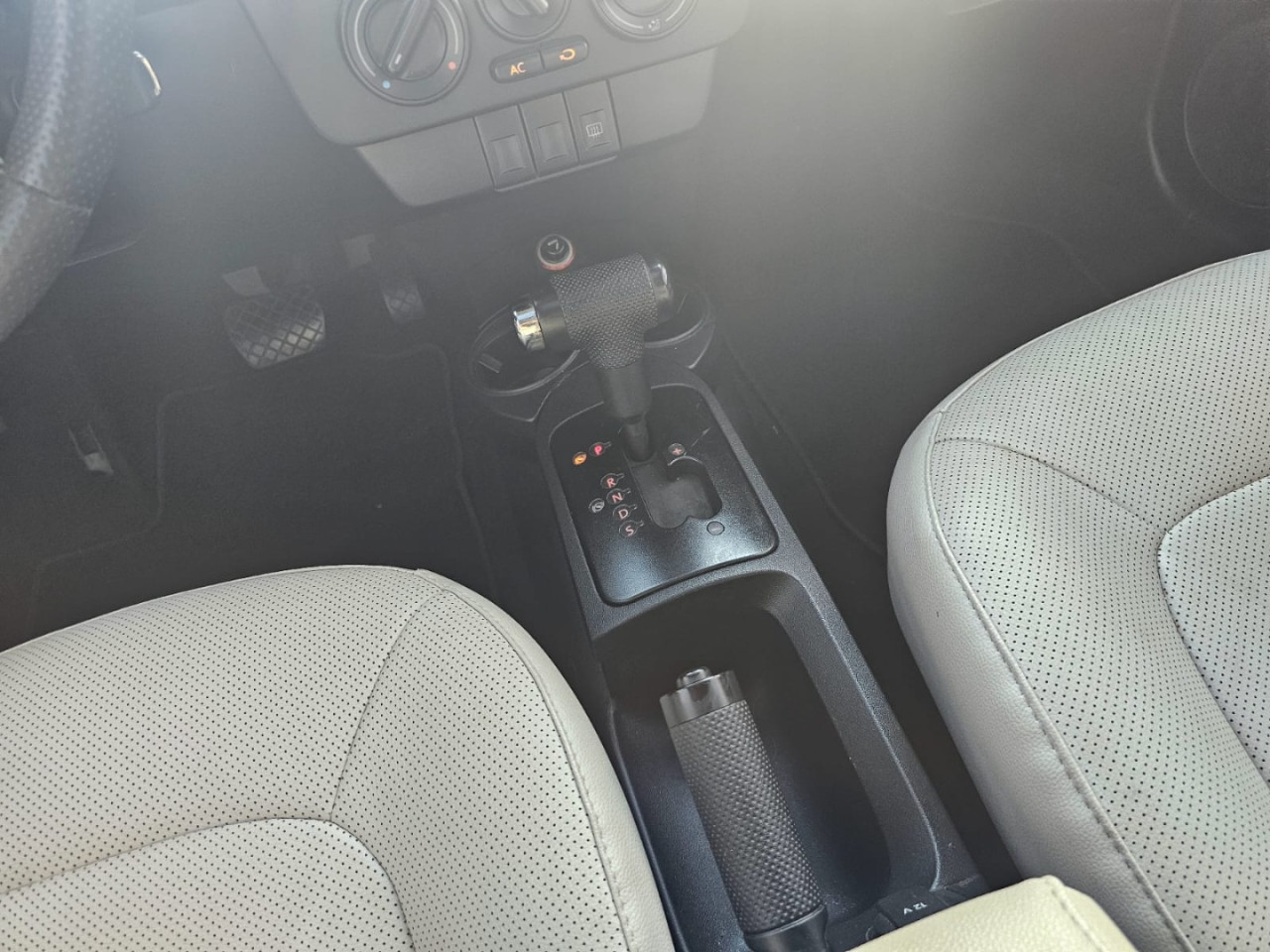 New Beetle 2.0 MI AUTOMÁTICO