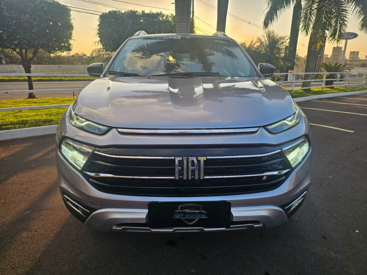 Toro 2.0 16V 4P VOLCANO 4WD TURBO DIESEL AUTOMÁTICO