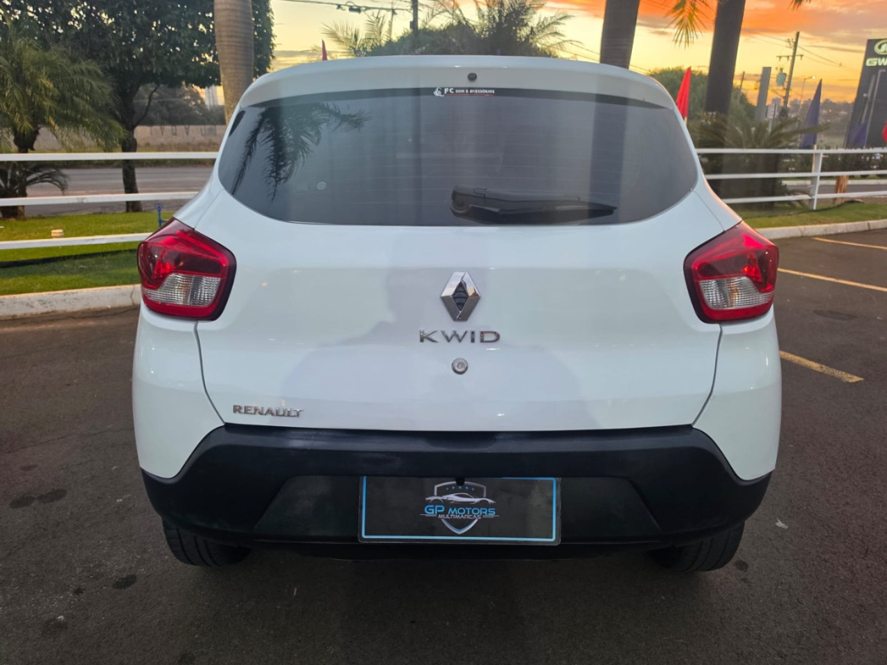 Kwid 1.0 12V 4P SCE FLEX ZEN