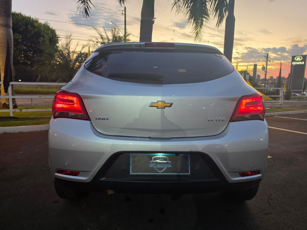 Onix Hatch 1.4 4P FLEX LTZ