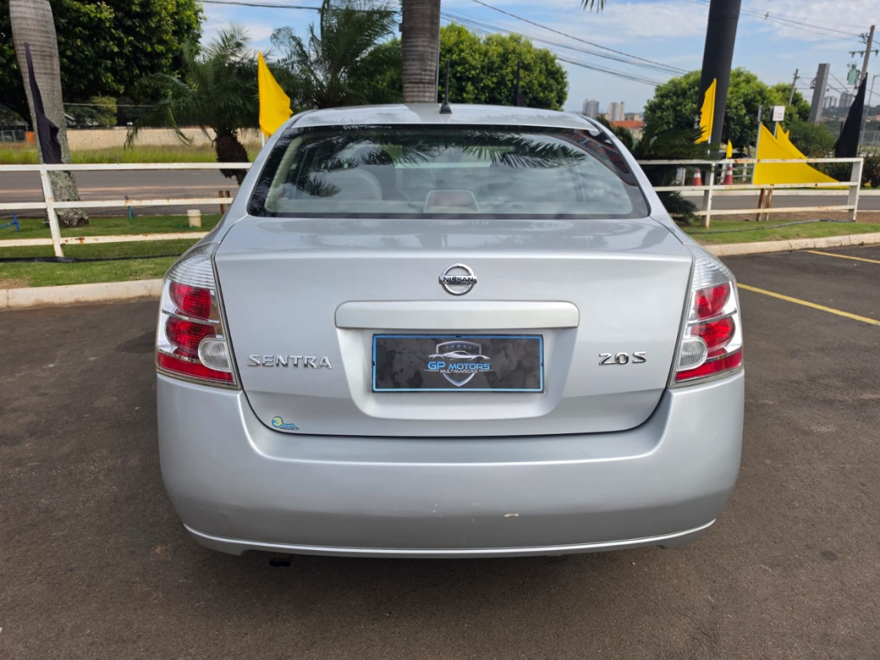 Sentra 2.0  16V 4P S FLEX AUTOMÁTICO CVT