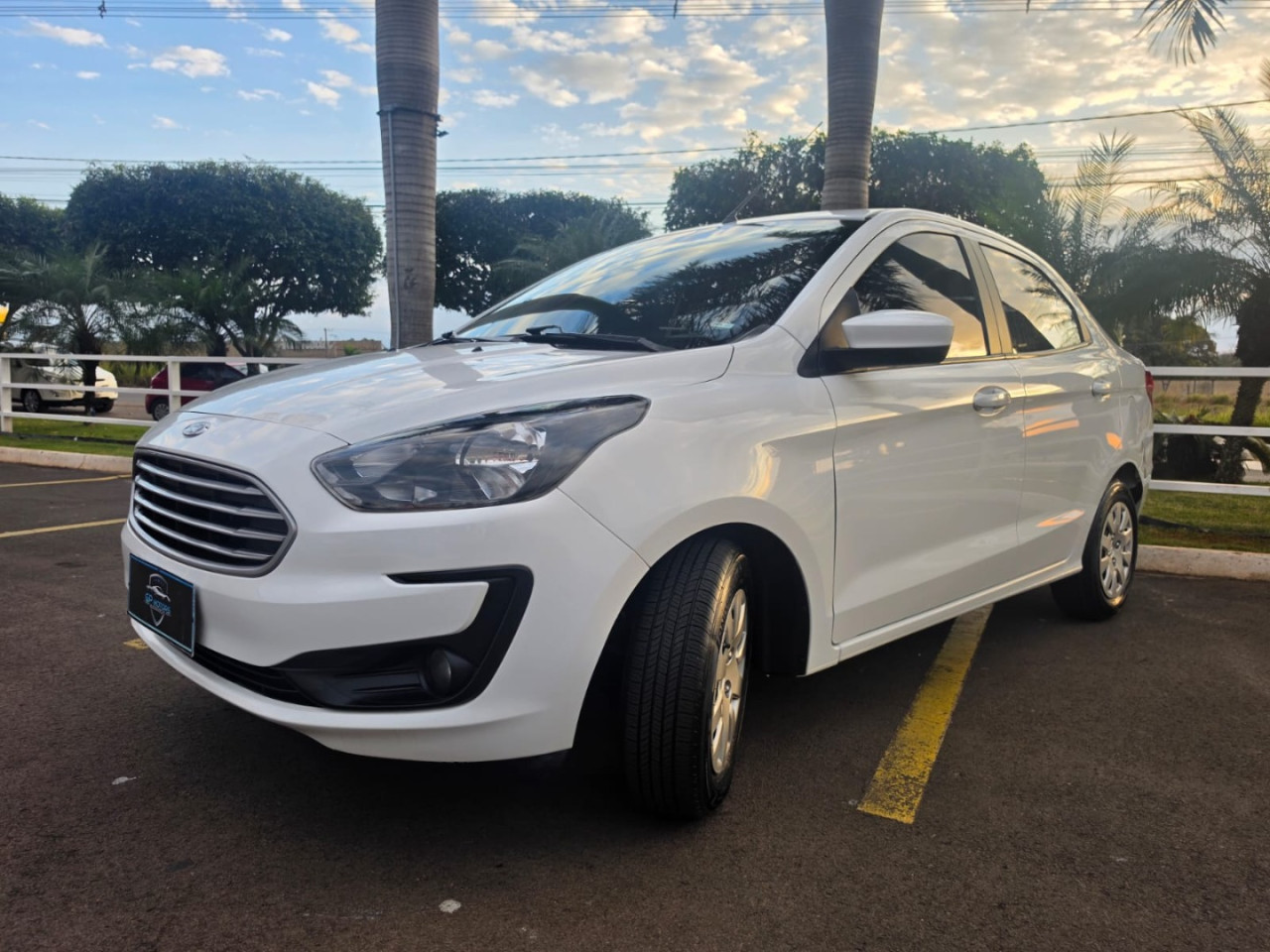 Ka + Sedan 1.0 12V 4P TI-VCT SE PLUS FLEX