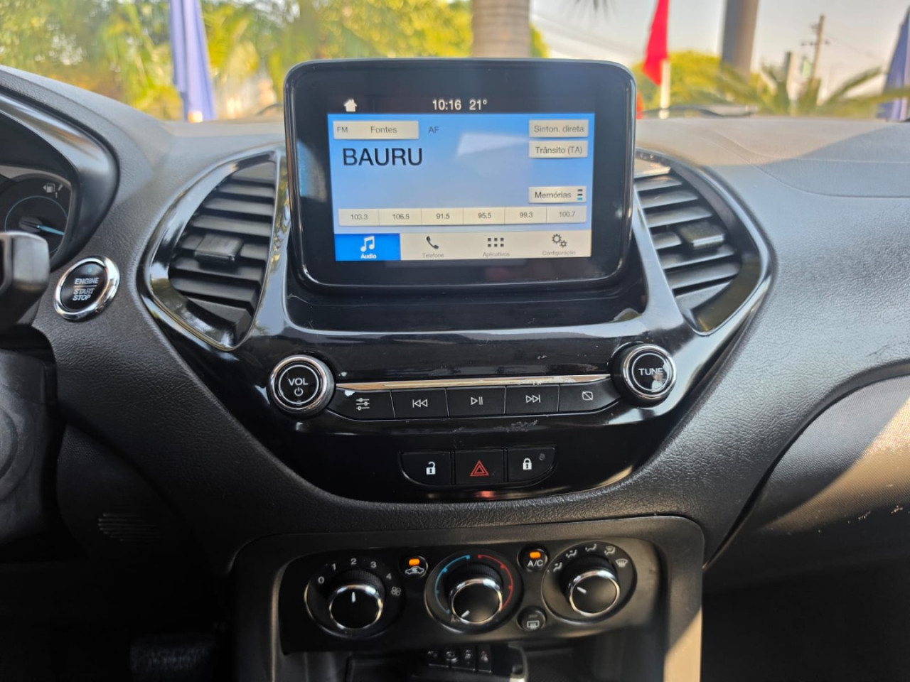 Ka + Sedan 1.5 12V 4P TI-VCT FLEX TITANIUM AUTOMÁTICO
