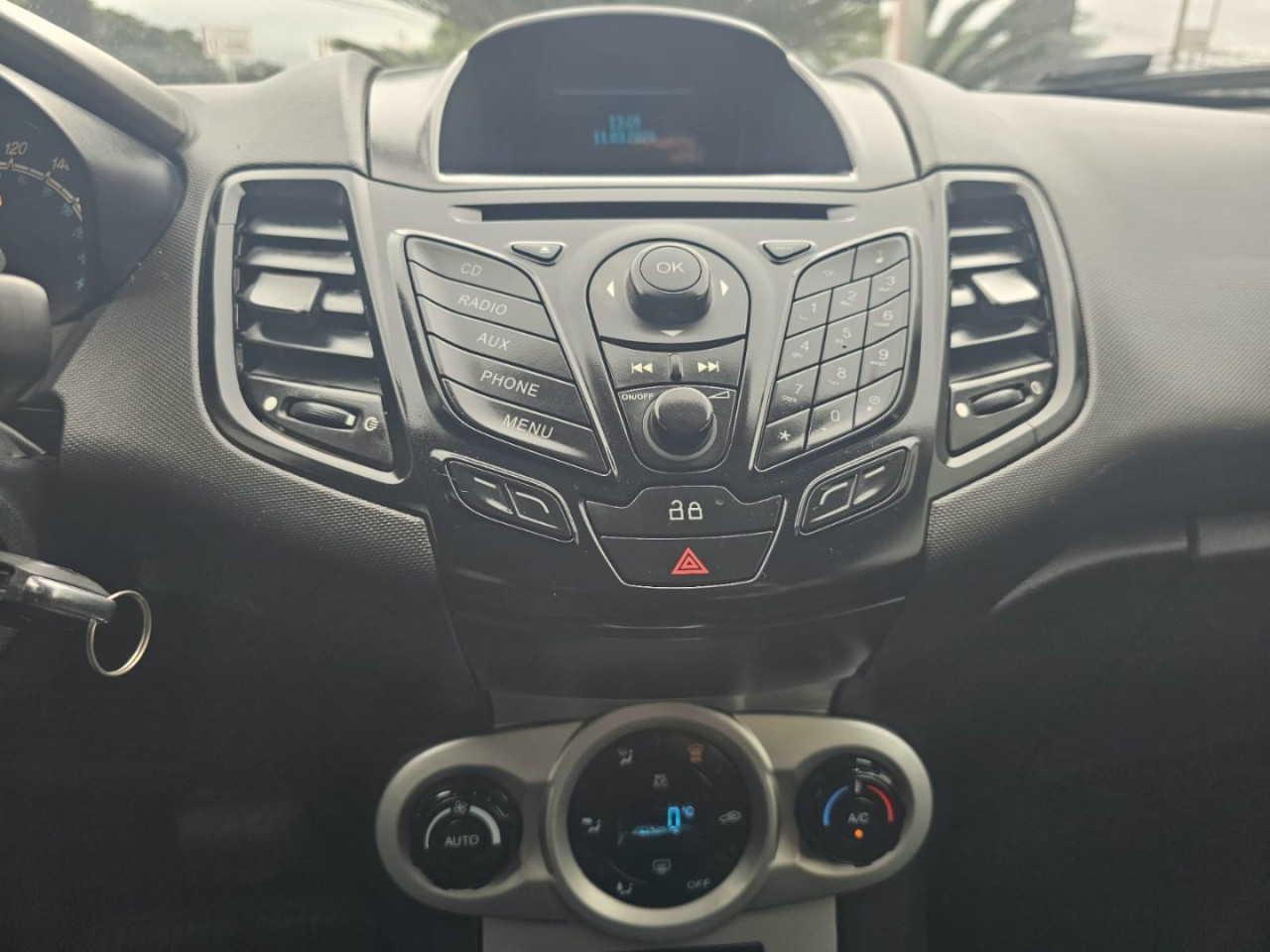 Fiesta Hatch 1.6 4P SE PLUS FLEX AUTOMÁTICO