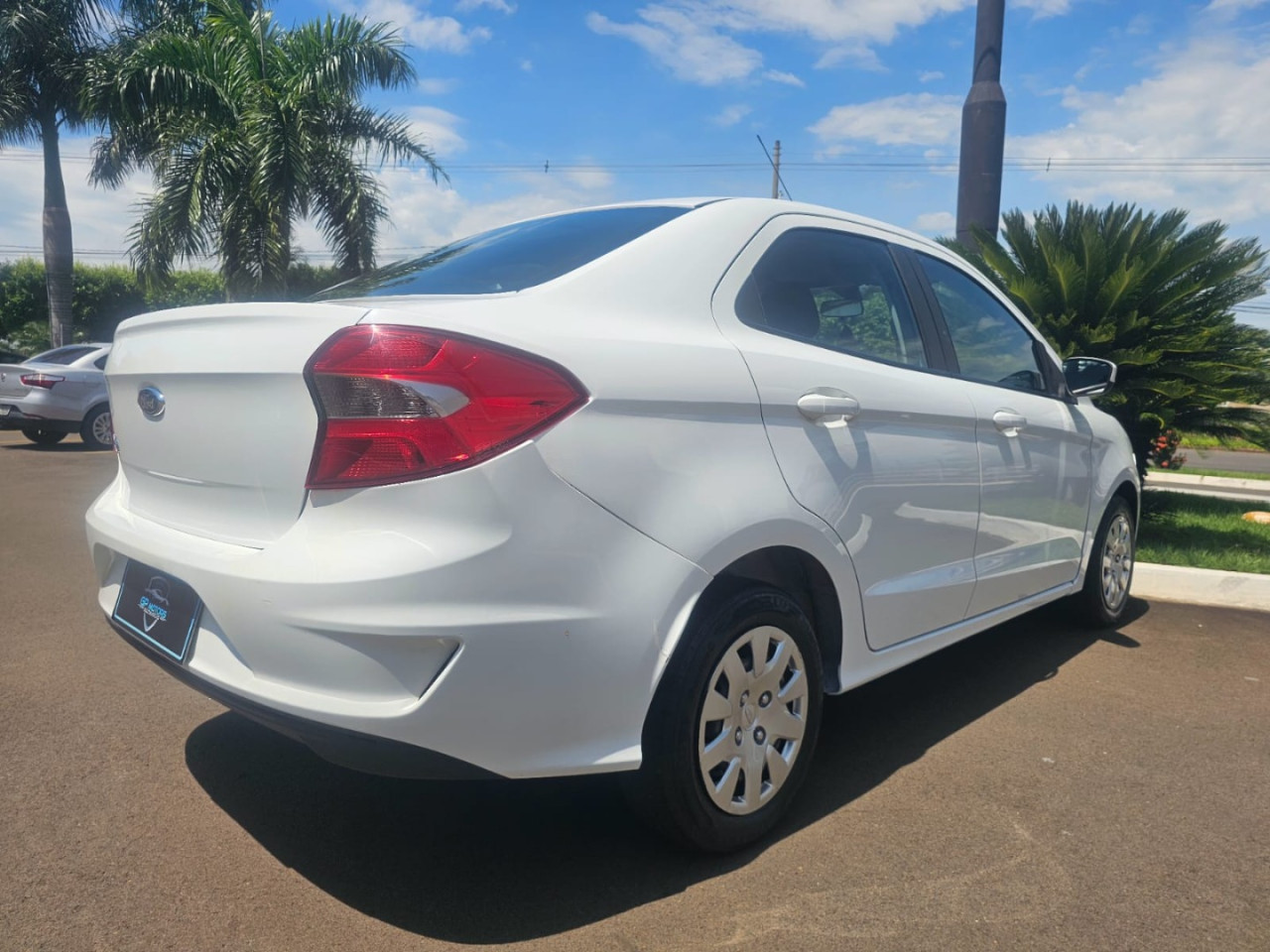 Ka + Sedan 1.0 12V 4P TI-VCT SE PLUS FLEX