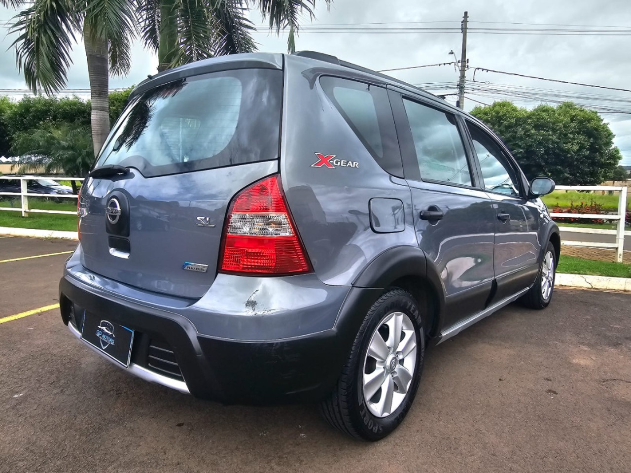 Livina 1.6 16V 4P S X-GEAR FLEX