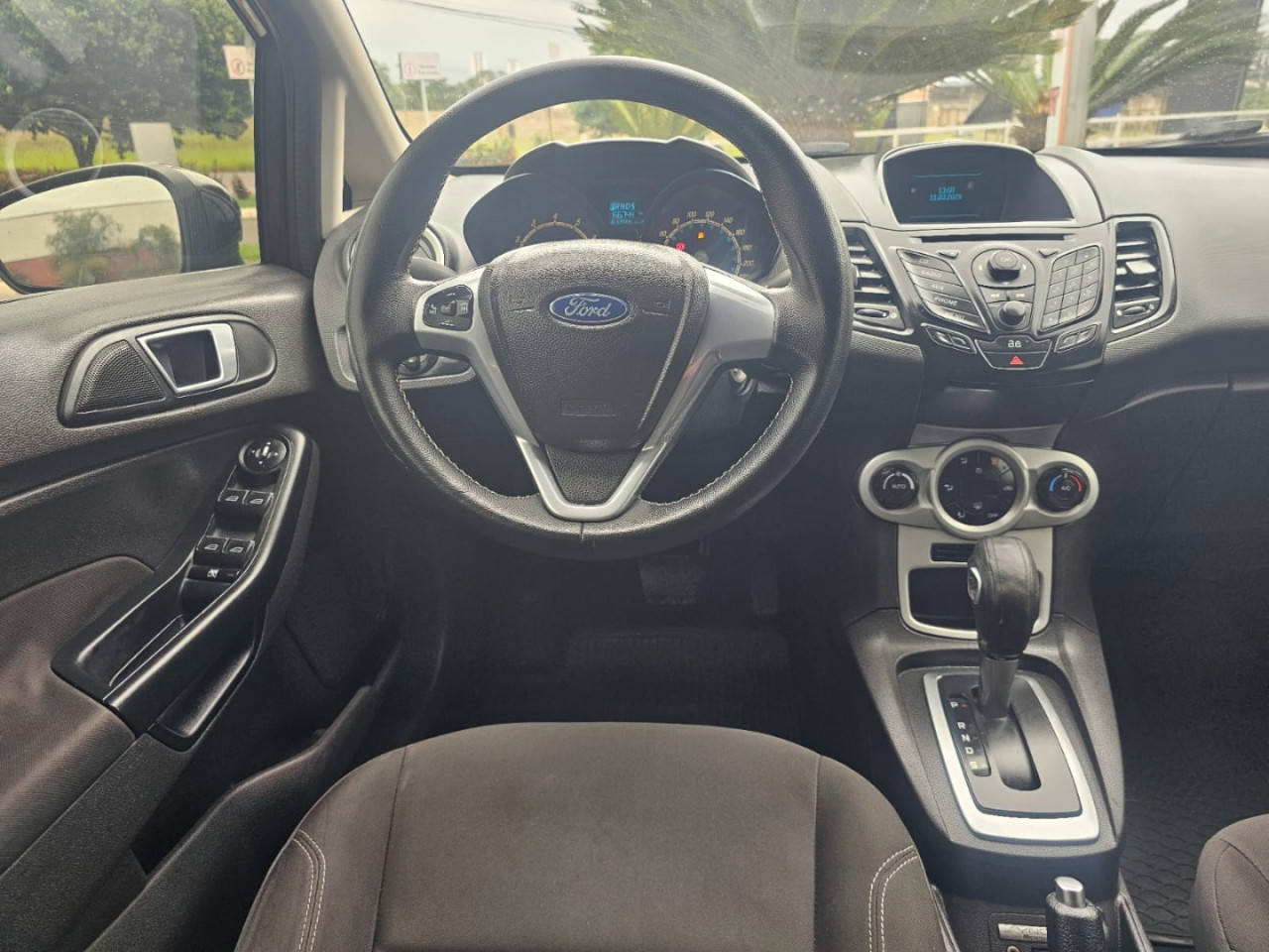 Fiesta Hatch 1.6 4P SE PLUS FLEX AUTOMÁTICO