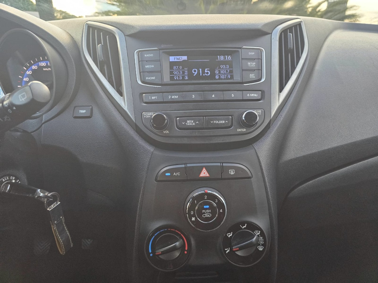 HB 20 Hatch 1.0 12V 4P FLEX UNIQUE