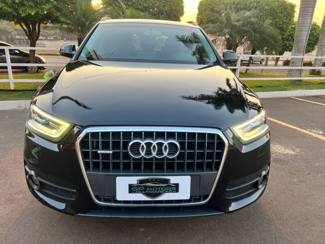 Q3 2.0 4P TFSI AMBIENTE QUATTRO S-TRONIC AUTOMÁTICO