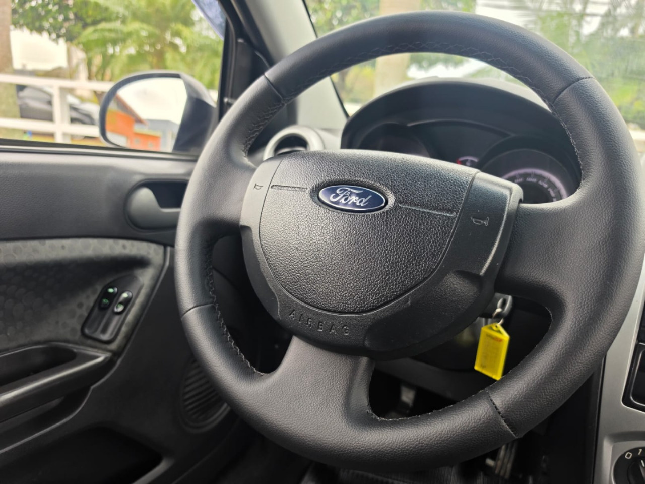 Fiesta Hatch 1.0 4P SE FLEX