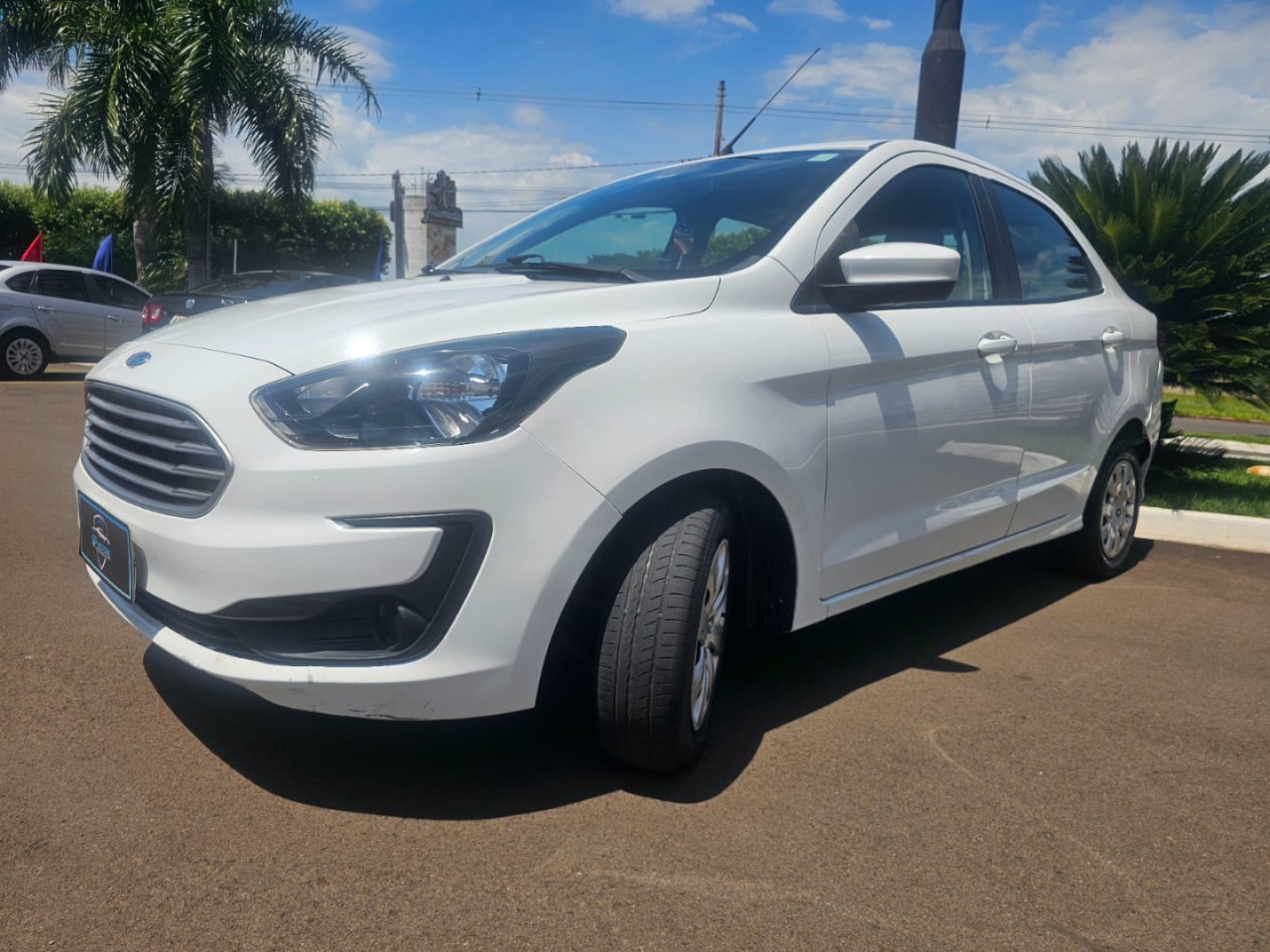 Ka + Sedan 1.0 12V 4P TI-VCT SE PLUS FLEX