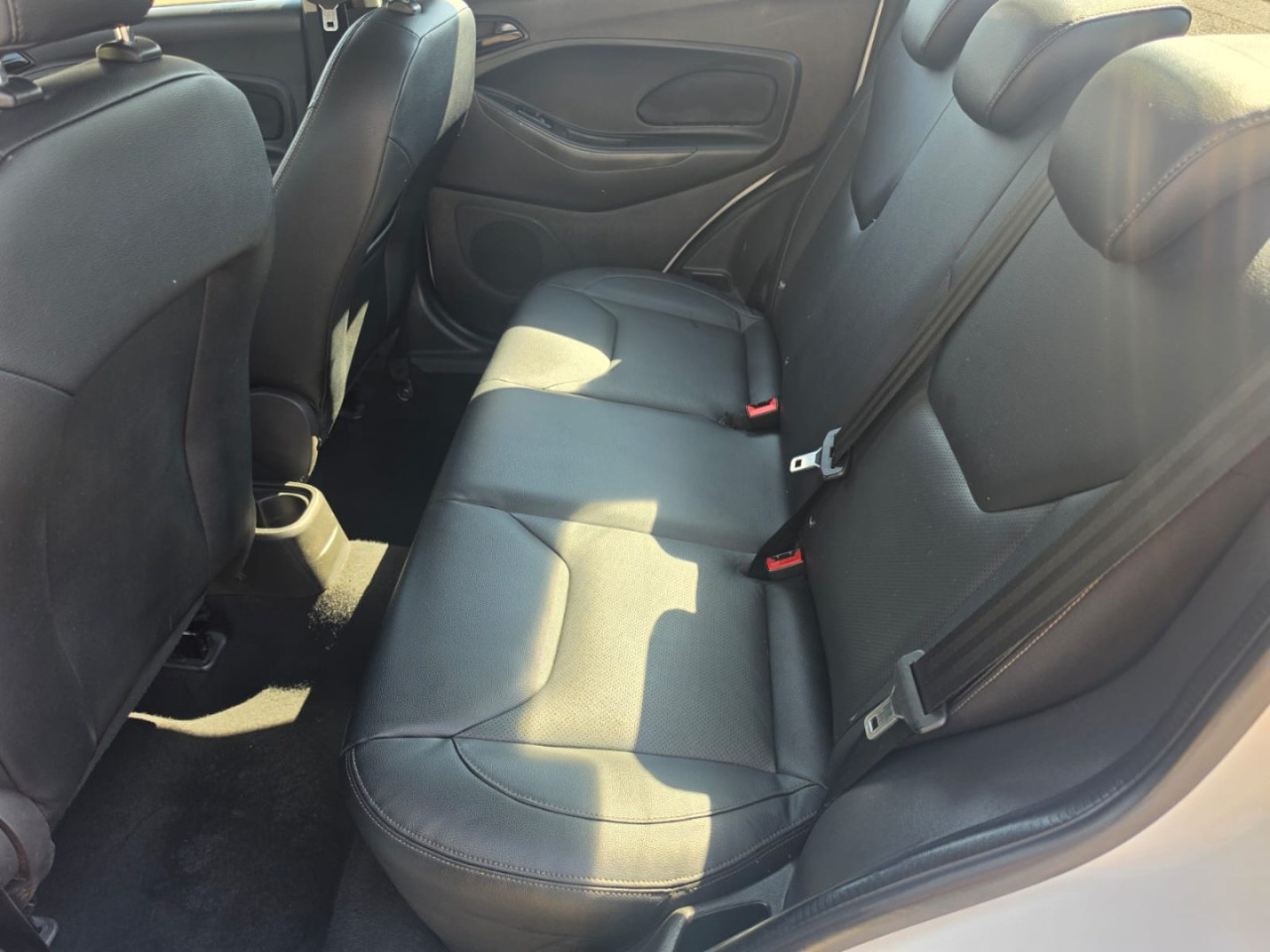 Ka + Sedan 1.5 12V 4P TI-VCT FLEX TITANIUM AUTOMÁTICO