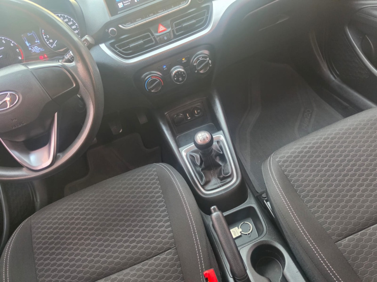 HB 20 Hatch 1.0 12V 4P FLEX VISION