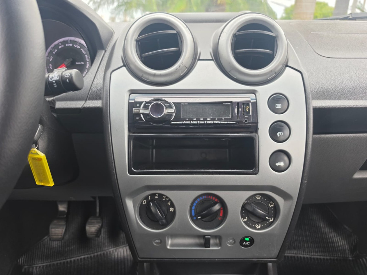 Fiesta Hatch 1.0 4P SE FLEX