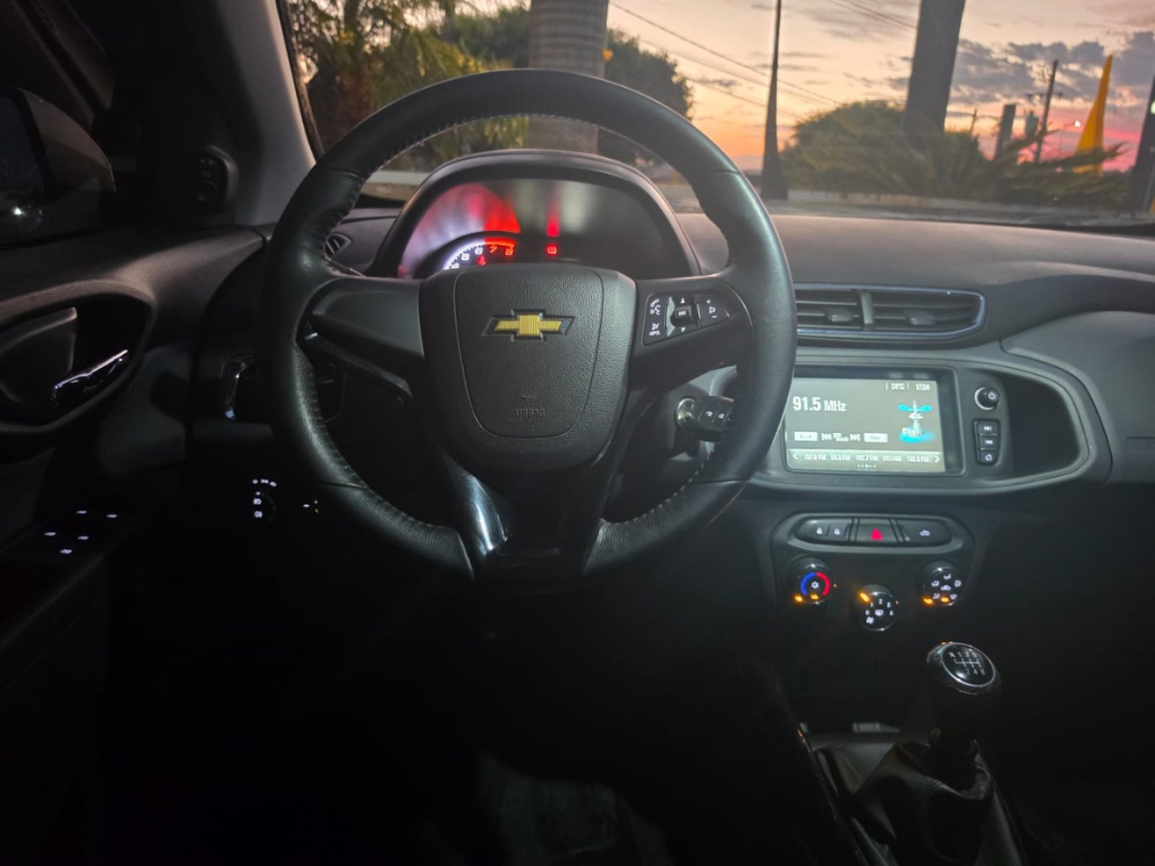 Onix Hatch 1.4 4P FLEX LTZ