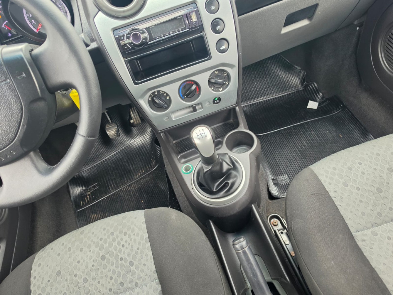 Fiesta Hatch 1.0 4P SE FLEX