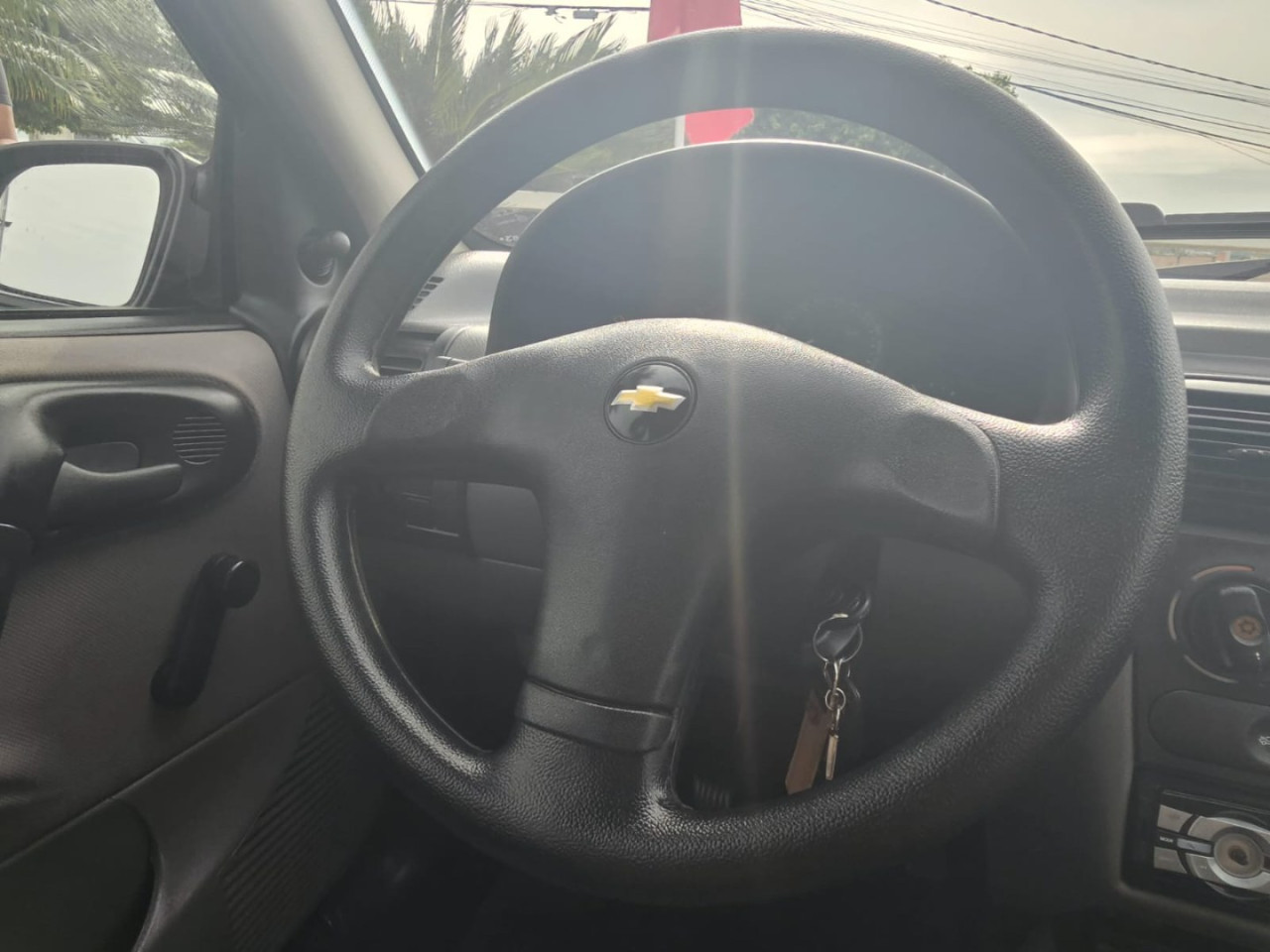 Classic Sedan 1.0 4P