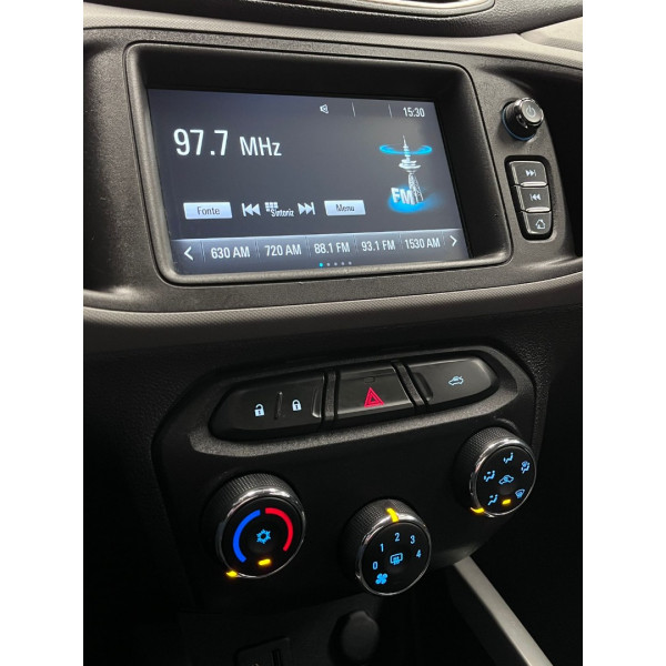 Onix Hatch 1.4 4P FLEX LT