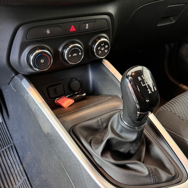 Onix Hatch 1.0 4P FLEX LTZ TURBO