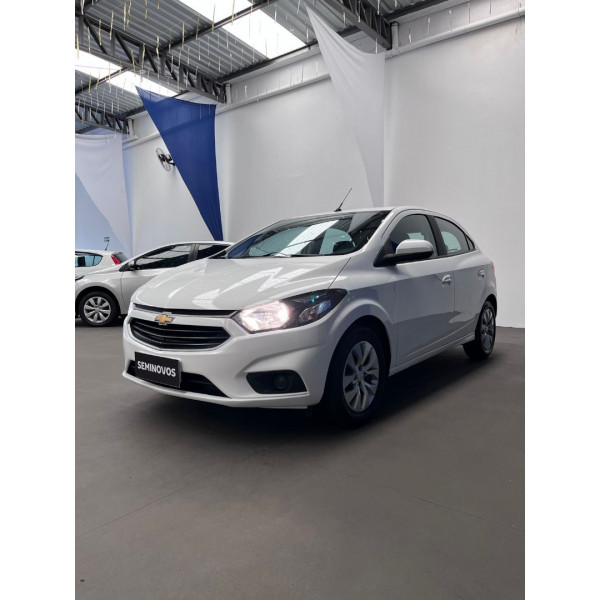 Onix Hatch 1.4 4P FLEX LT