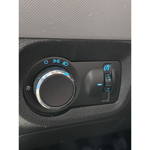 Onix Hatch 1.4 4P FLEX LT