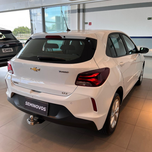 Onix Hatch 1.0 4P FLEX LTZ TURBO