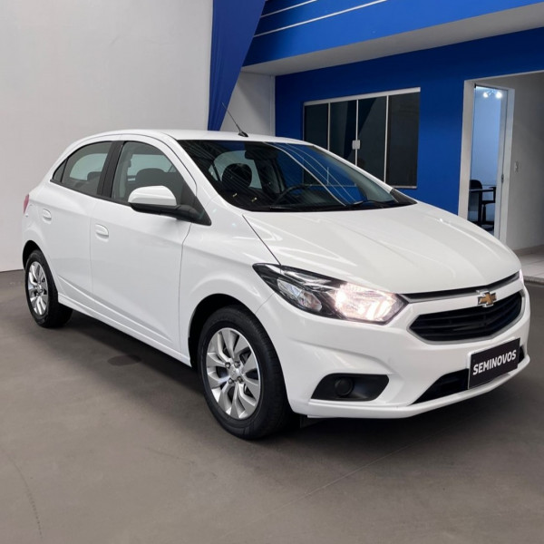 Onix Hatch 1.4 4P FLEX LT