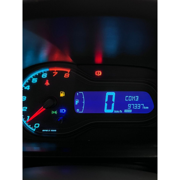 Onix Hatch 1.4 4P FLEX LT