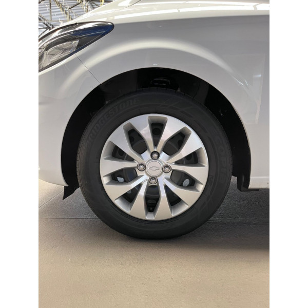 Onix Hatch 1.4 4P FLEX LT