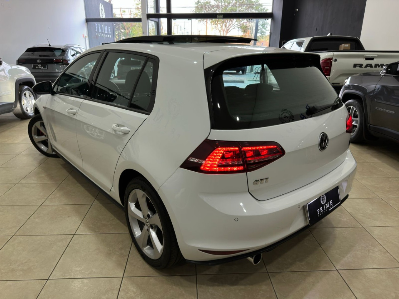 Golf 2.0 TSI GTI TURBO AUTOMÁTICO