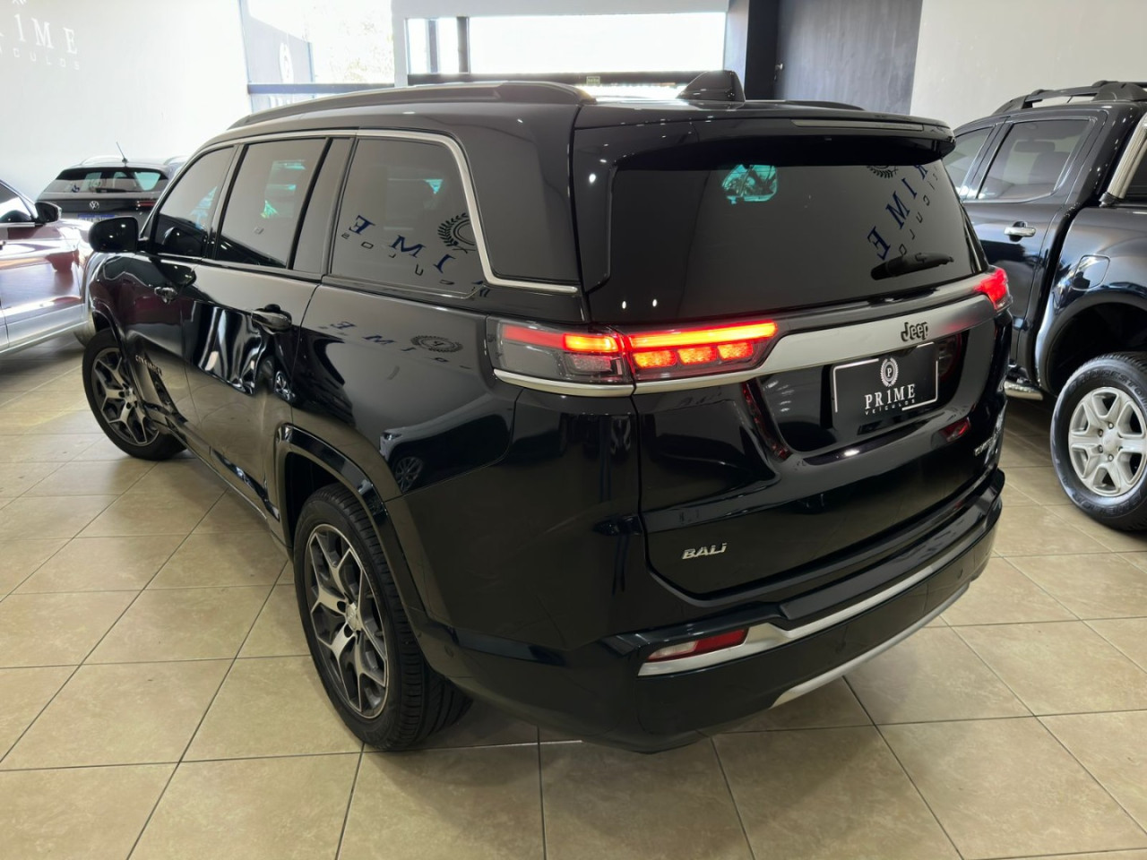 Commander 1.3 16V 4P FLEX T270 OVERLAND TURBO AUTOMÁTICO
