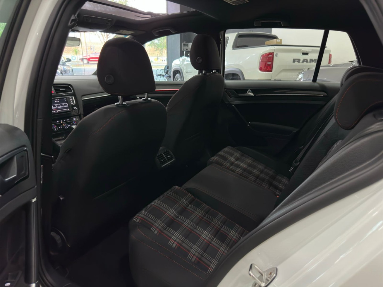 Golf 2.0 TSI GTI TURBO AUTOMÁTICO