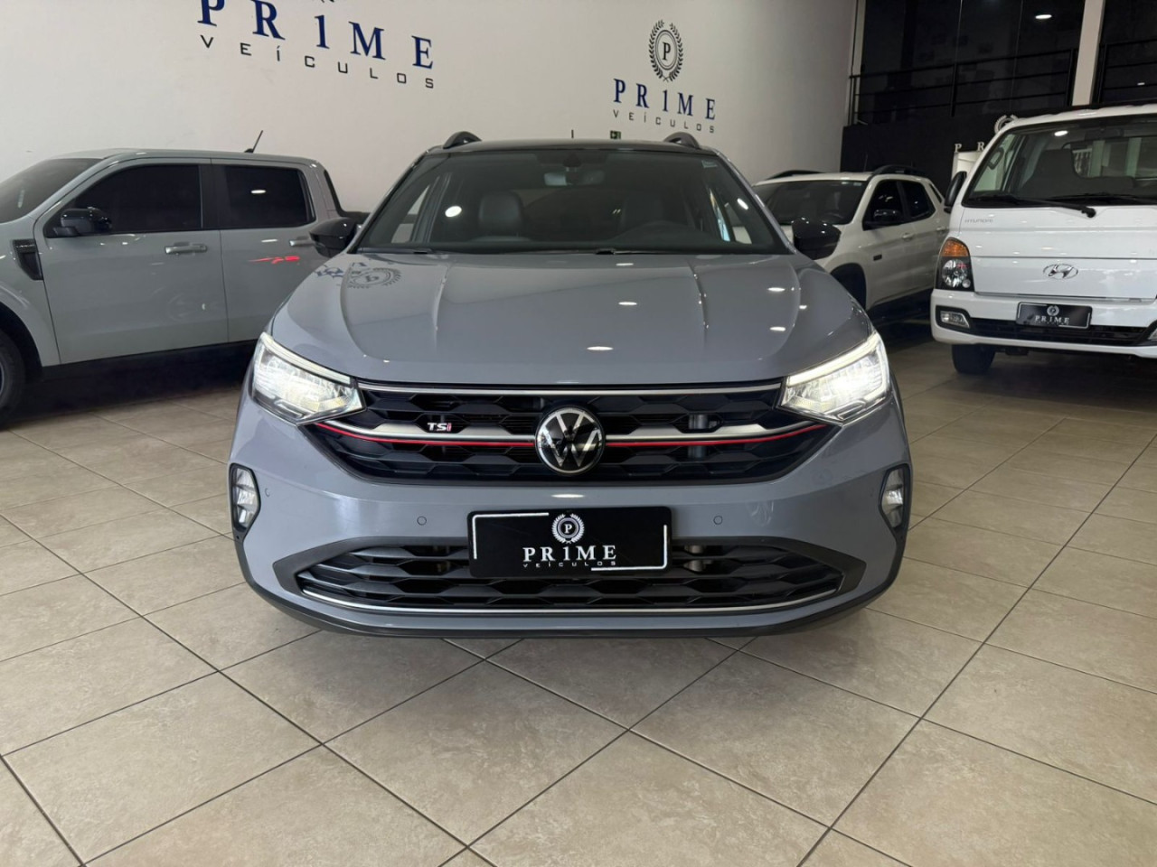 Nivus 1.0 4P FLEX 200 TSI HIGHLINE TURBO AUTOMÁTICO