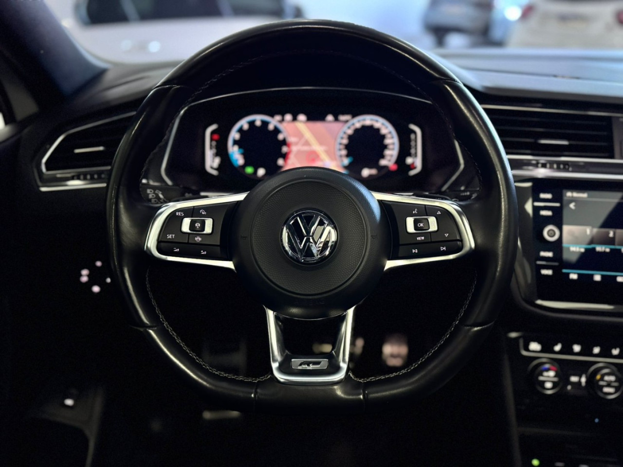 Tiguan 2.0 16V 4P FSI R-LINE TURBO AUTOMÁTICO