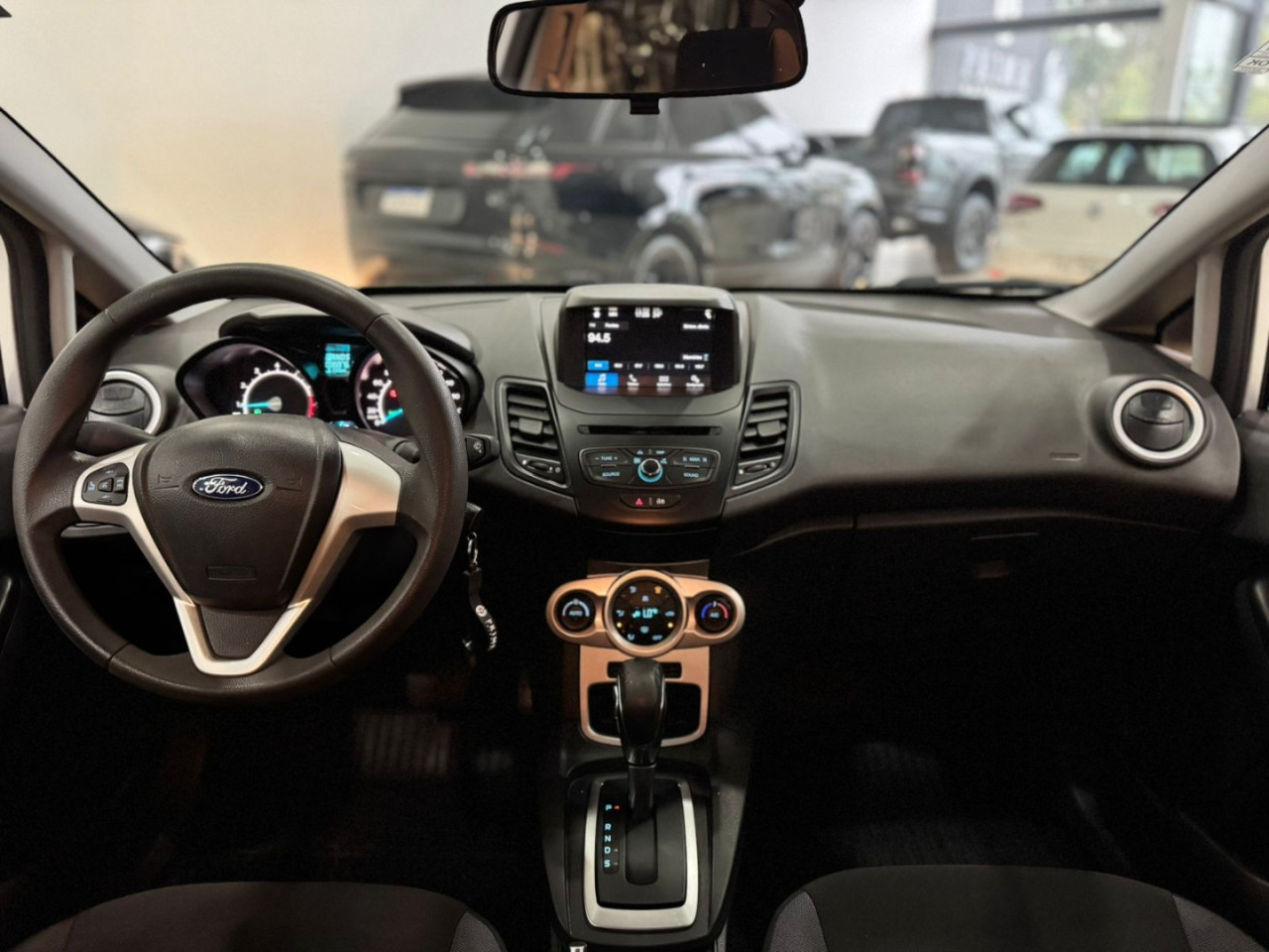 Fiesta Hatch 1.6 16V 4P FLEX SEL POWERSHIFT AUTOMÁTICO