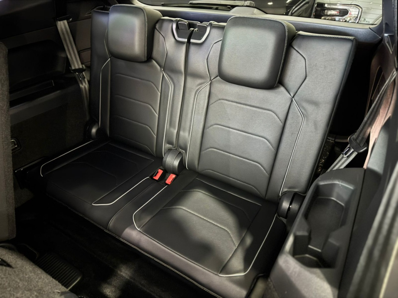 Tiguan 2.0 16V 4P FSI R-LINE TURBO AUTOMÁTICO