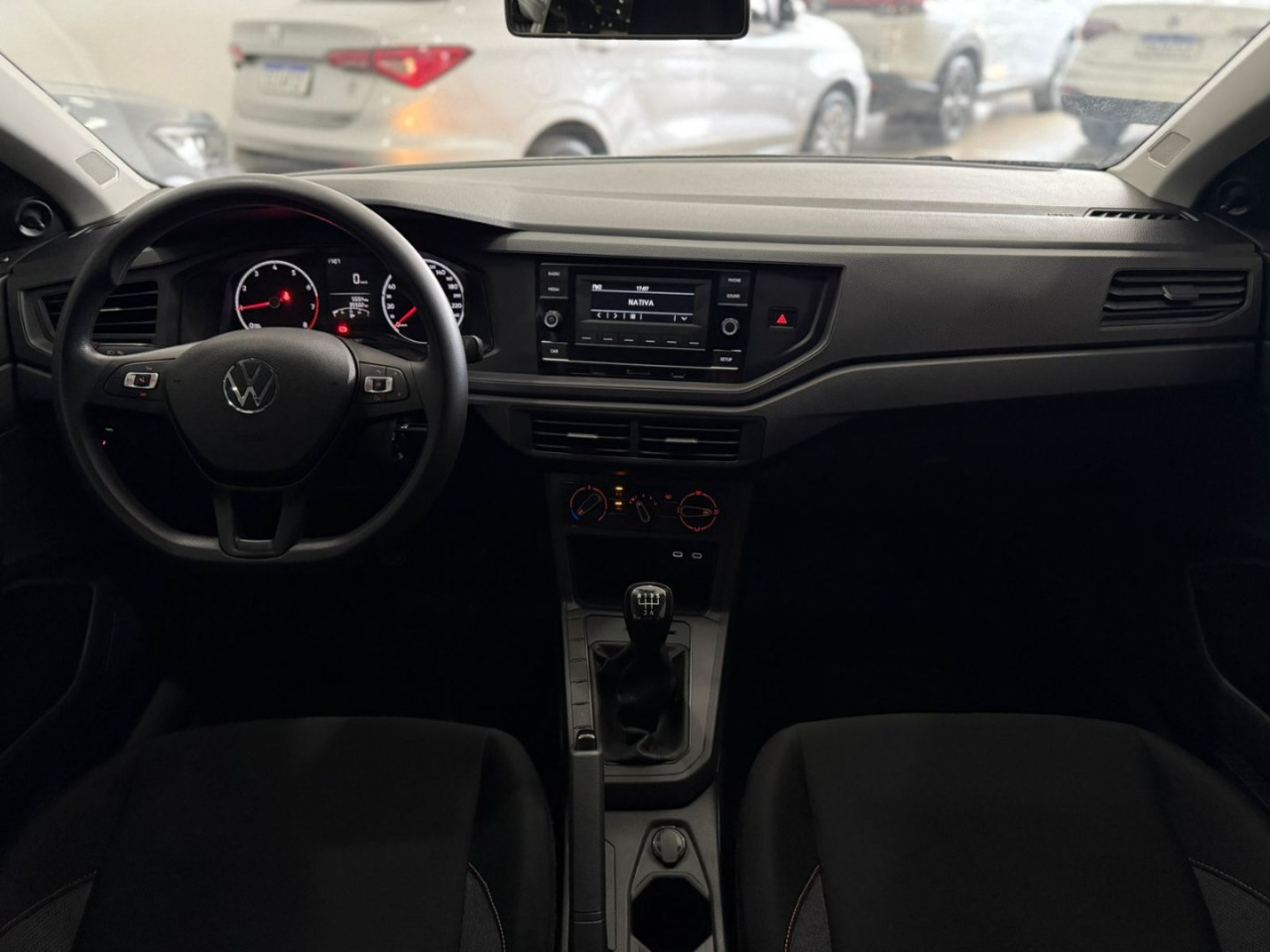 Polo Hatch 1.0 4P MPI TRACK