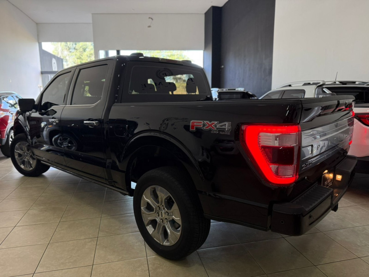 F-150 5.0 V8 24V FX4 PLATINUM CABINE DUPLA AUTOMÁTICO