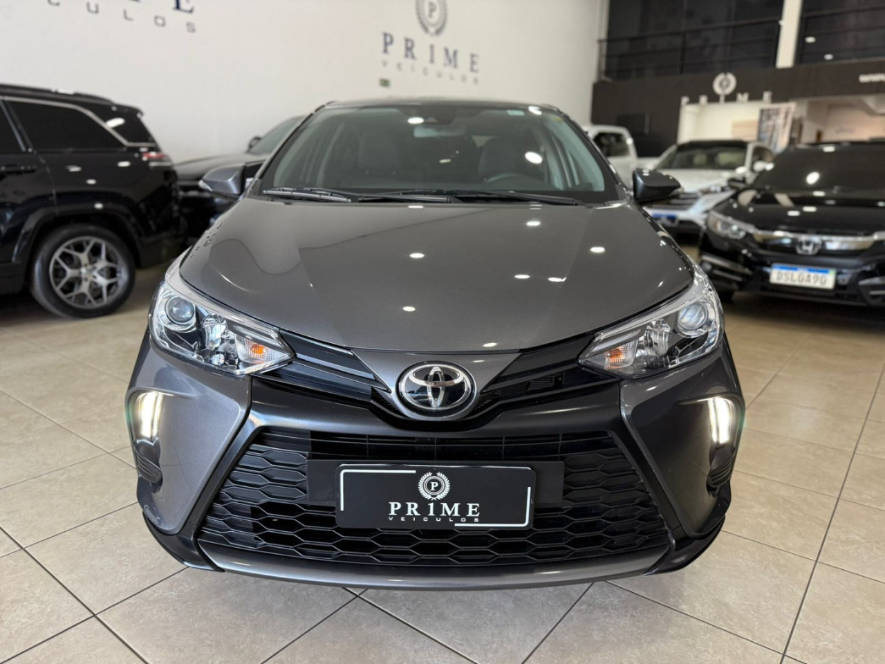 Yaris Sedan 1.5 16V 4P FLEX XS MULTIDRIVE AUTOMÁTICO CVT
