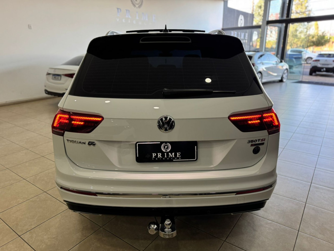 Tiguan 2.0 16V 4P FSI R-LINE TURBO AUTOMÁTICO