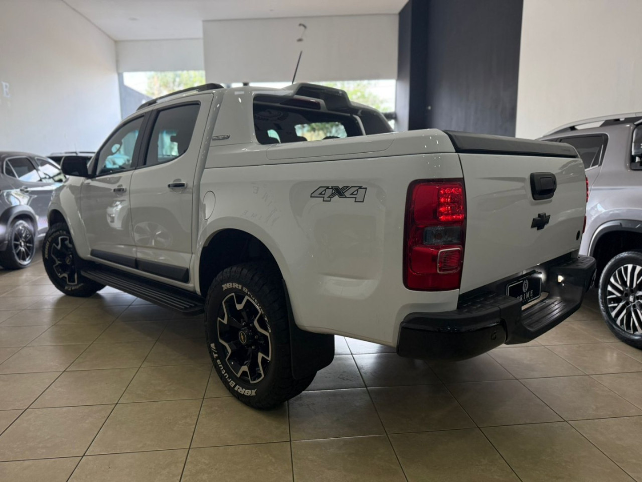 S10 2.8 12V HIGH COUNTRY CABINE DUPLA 4X4 TURBO DIESEL AUTOMÁTICO