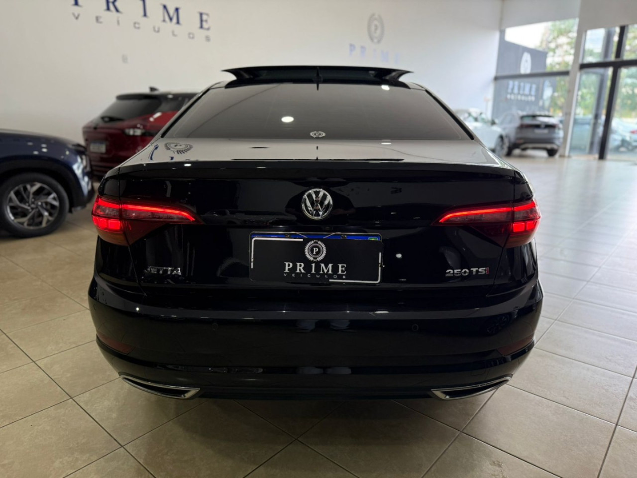 Jetta 1.4 4P 250 TSI R-LINE AUTOMÁTICO