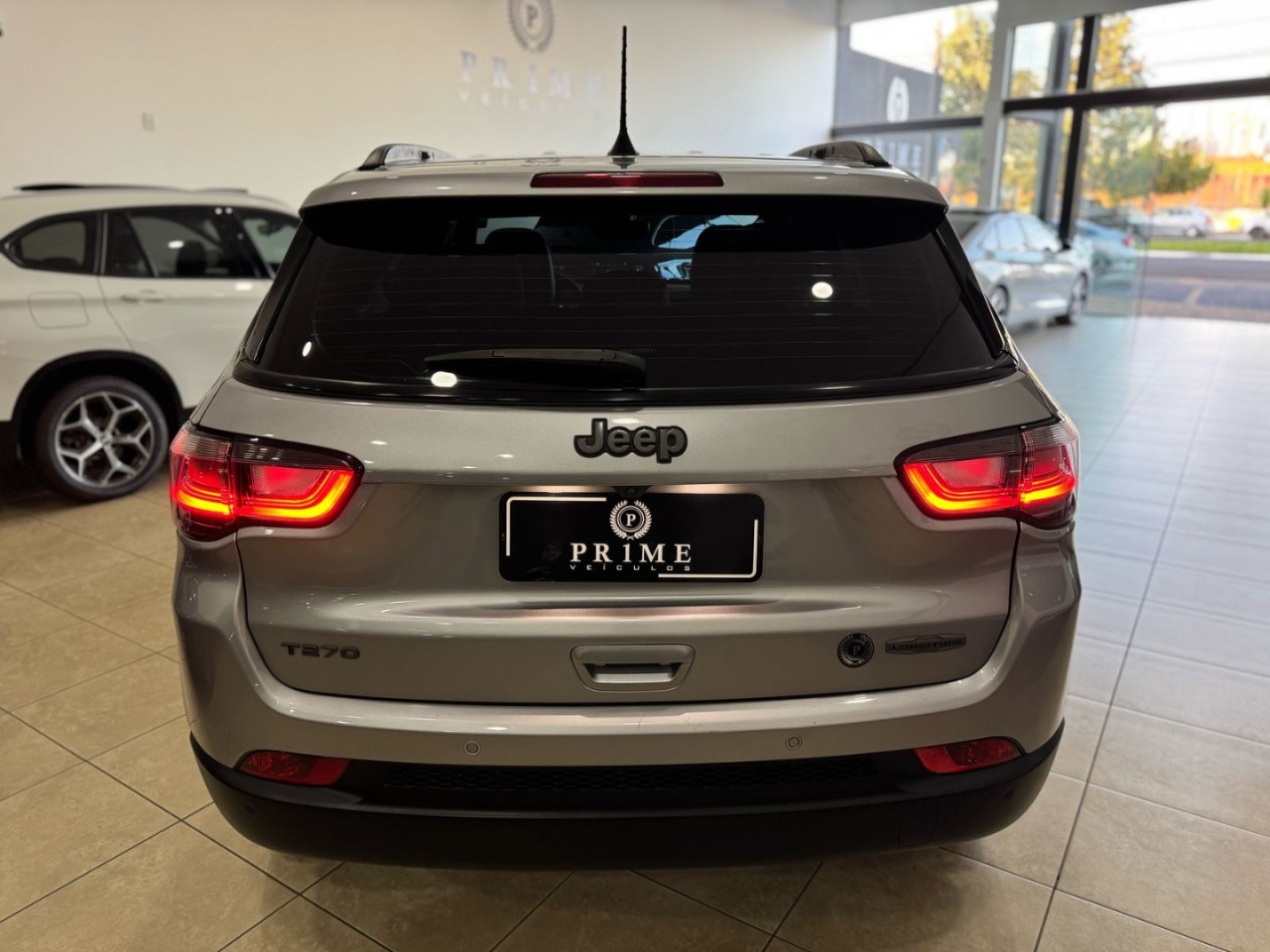 Compass 1.3 16V 4P FLEX LONGITUDE 80 ANOS T270 TURBO AUTOMÁTICO