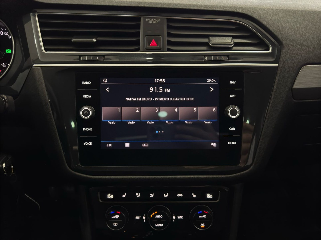 Tiguan 1.4 250 TSI TOTAL FLEX ALLSPACE COMFORTLINE TURBO AUTOMÁTICO TIPTRONIC